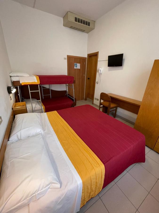 Hotel Arpa Rimini Eksteriør billede