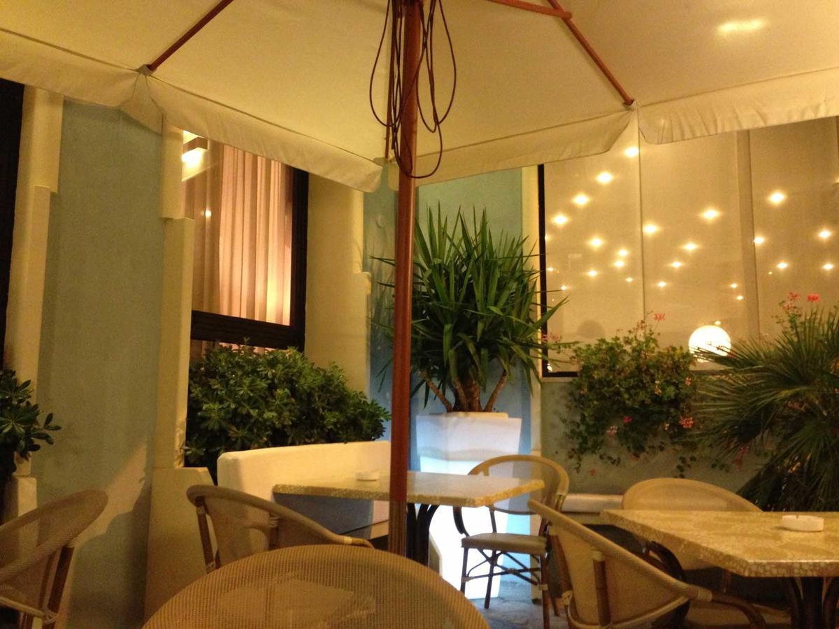 Hotel Arpa Rimini Eksteriør billede