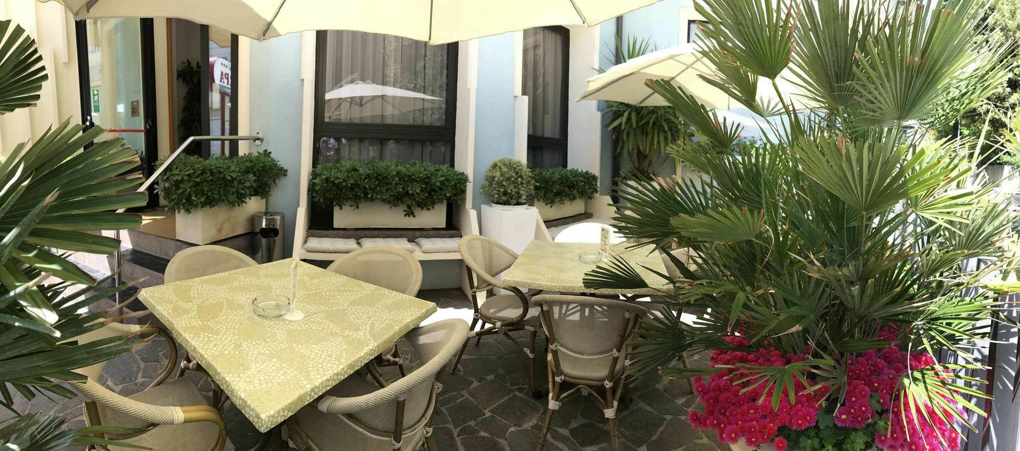 Hotel Arpa Rimini Eksteriør billede